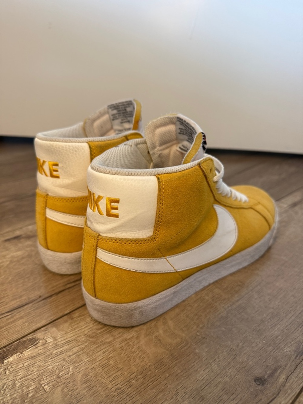 Nike Blazer Mid Suede Sneakers in Yellow & White - Picture 2 of 5